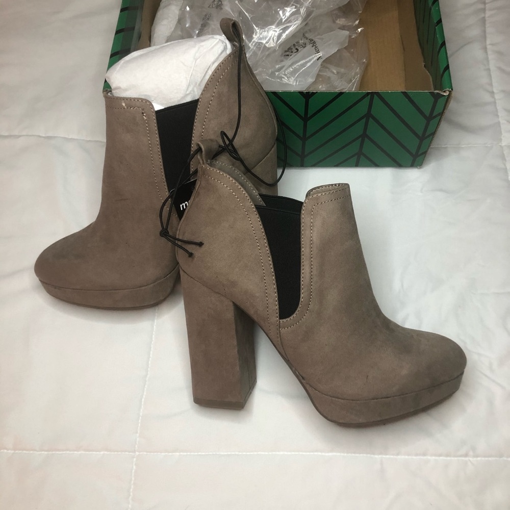 Nessa Booties Block Heel (in color “Truffle”)